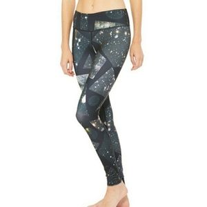 alo yoga galaxy printed leggings